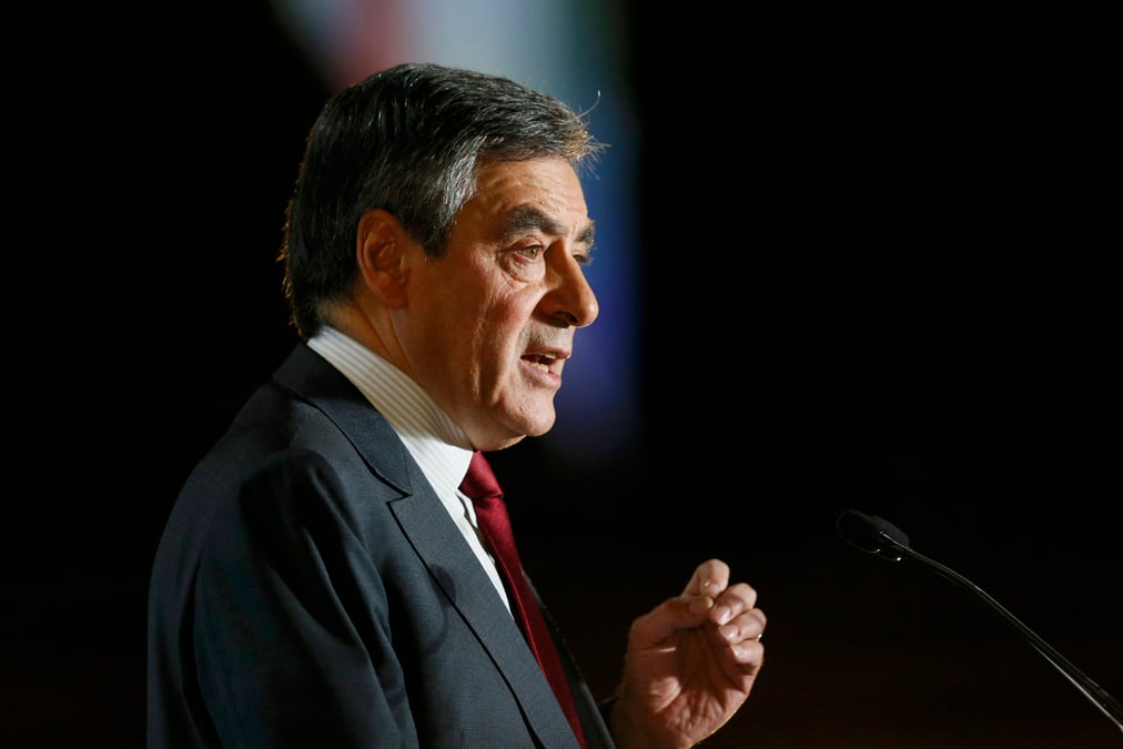 Fillon se dit la cible d'un "dechainement ridicule"