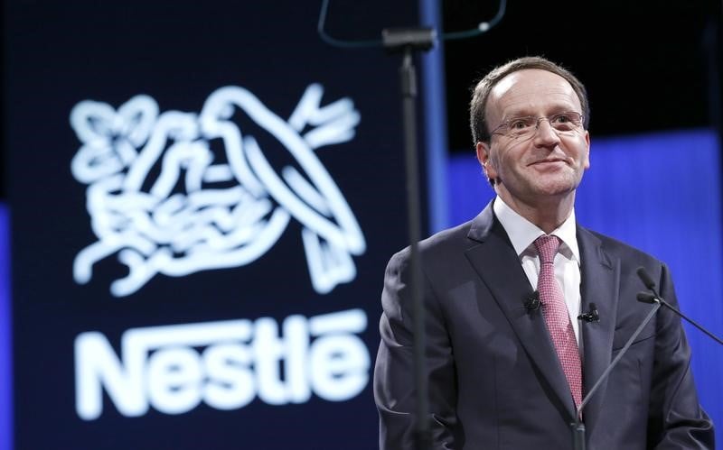Nestle n'exclut pas des achats dans la sante