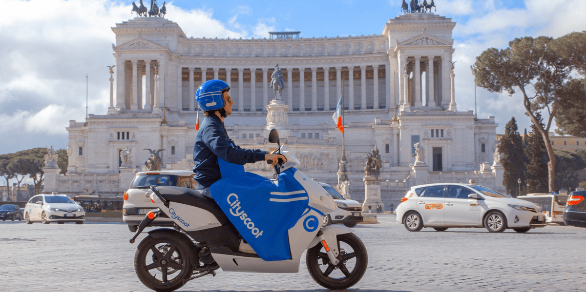 Un scooter électrique en libre-service de Cityscoot à Rome.
