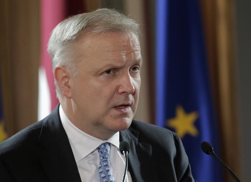 La France doit mettre en oeuvre les réformes promises, dit Rehn