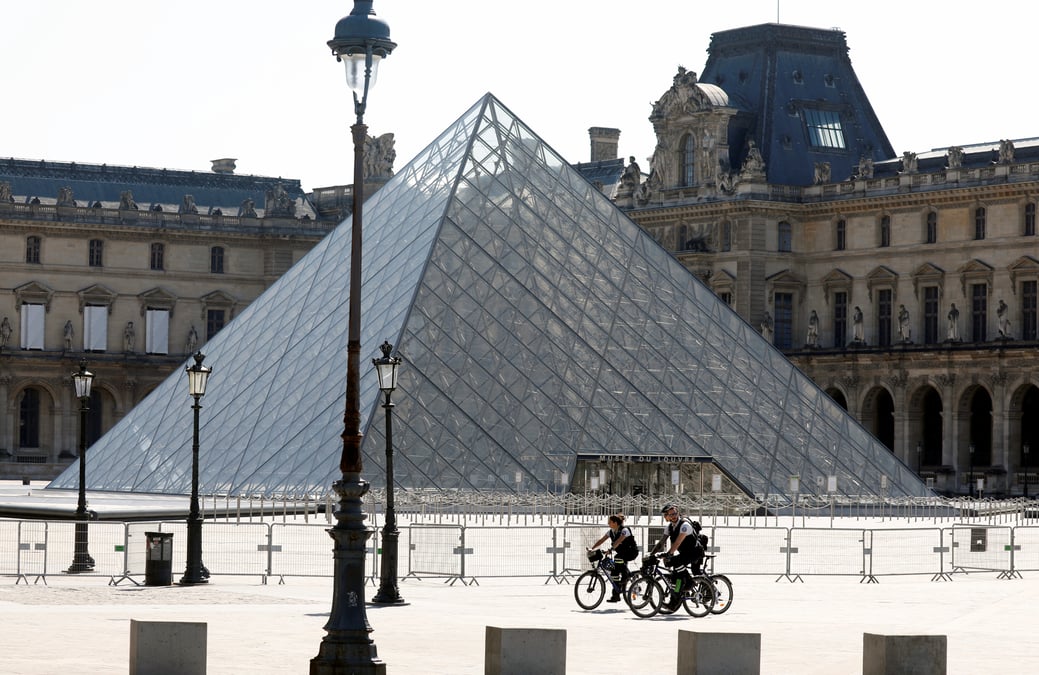 Le musee du louvre se prepare a rouvrir le 6 juillet