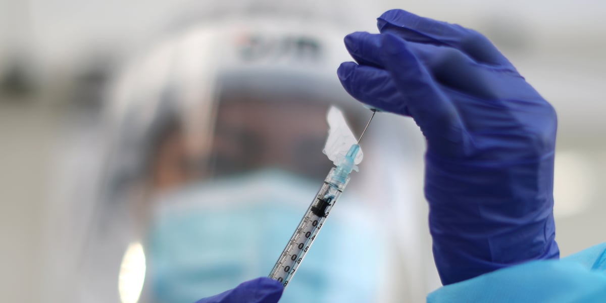 Coronavirus: le vaccin pfizer/biontech est efficace sur les variants anglais et sud-africain, selon une etude