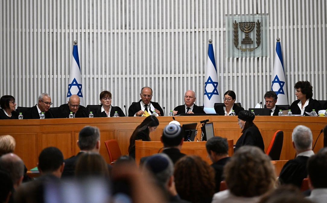 La cour supreme d'israel examine les recours contre la reforme judiciaire
