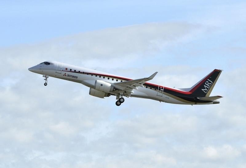 Commande de 940 millions de dollars pour l'avion regional de mitsubishi