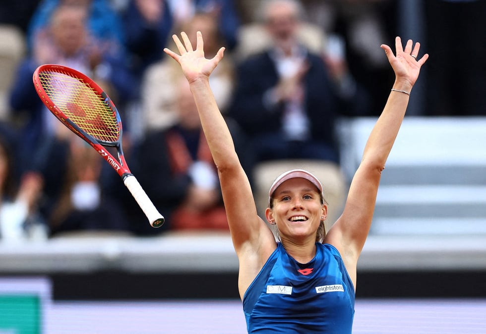 La francaise varvara gracheva apres sa victoire contre la roumaine irina-camelia begu lors du tournoi de roland garros