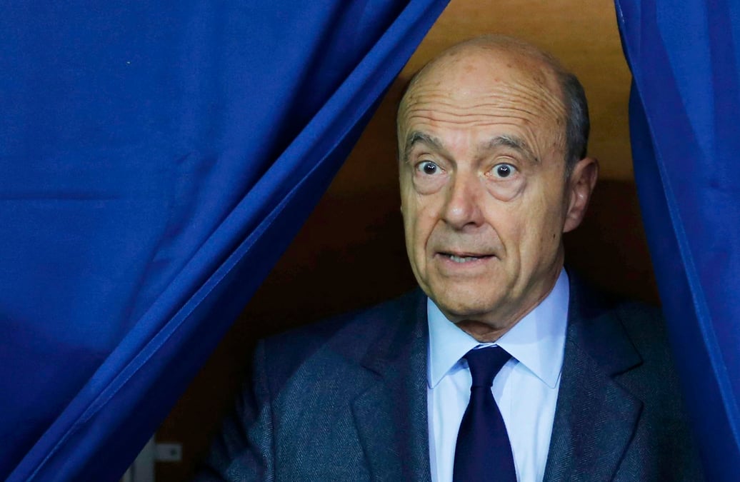 Juppe juge inacceptable le "fonctionnaire bashing"