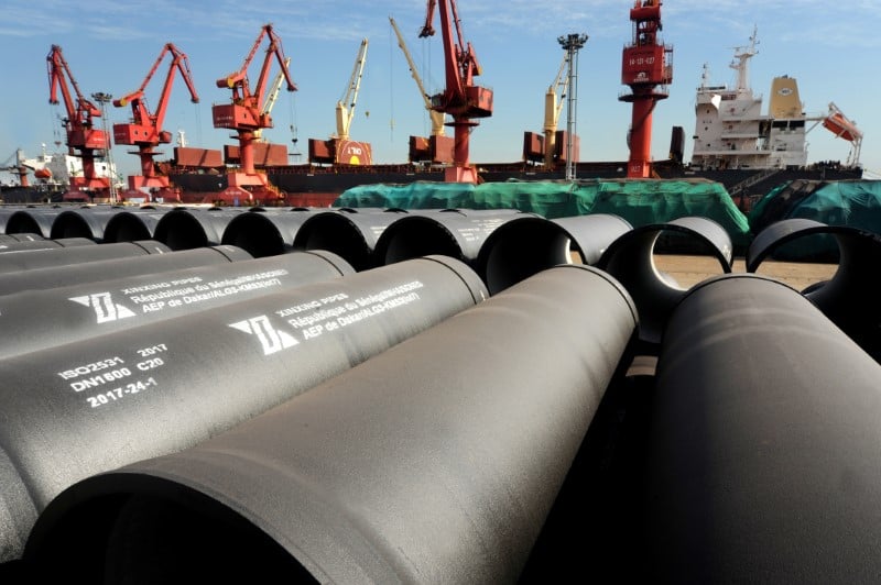 Chine: exportations et importations plus elevees qu'attendu