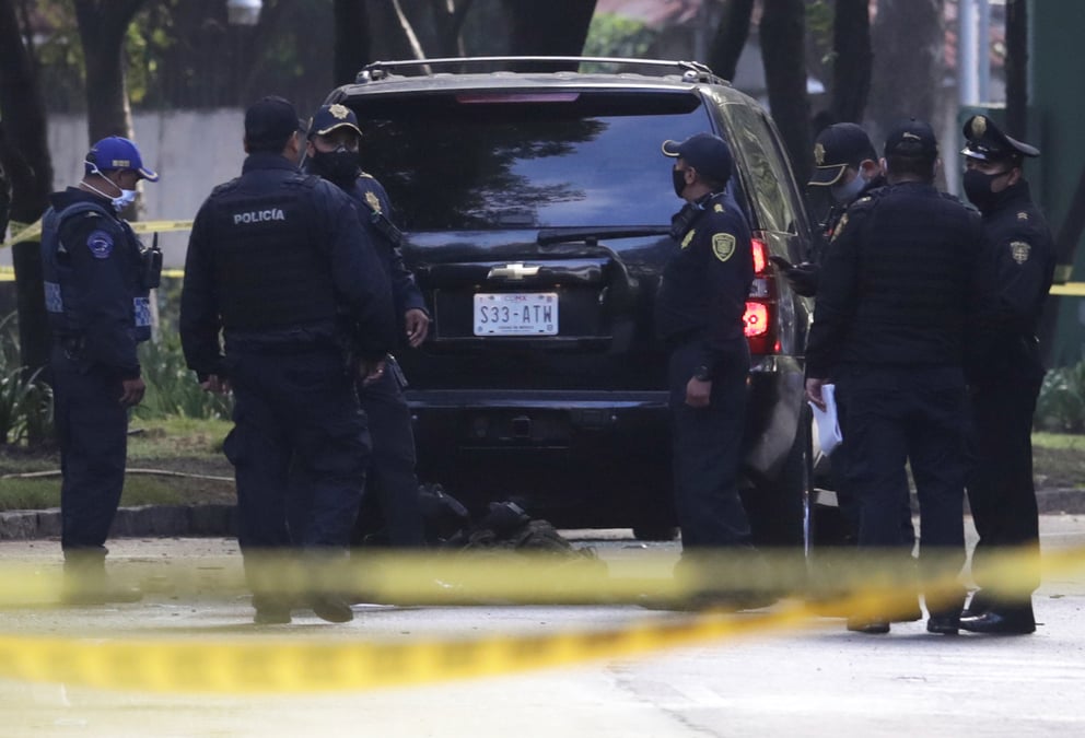 Le chef de la police de mexico blesse dans une tentative d'assassinat
