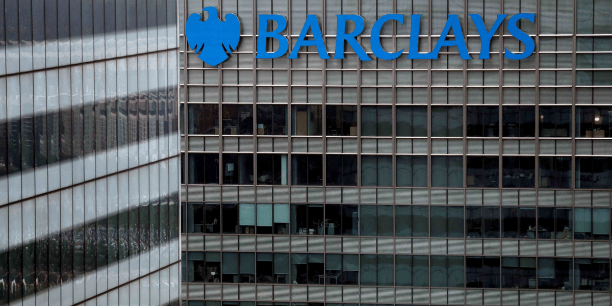 La banque britannique présente sa première révision stratégique depuis 2016.