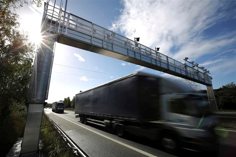 Deux bornes écotaxe détruites dans le Gard