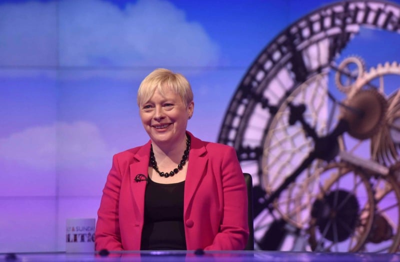 La deputee travailliste angela eagle candidate a la tete du labour