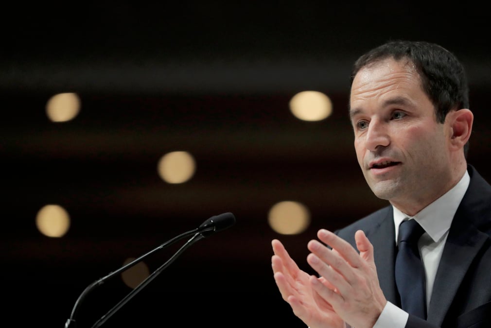 Hamon devoile son equipe en tentant de rassembler sans se renier