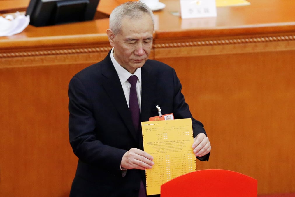 Le conseiller economique de xi jinping promu en chine
