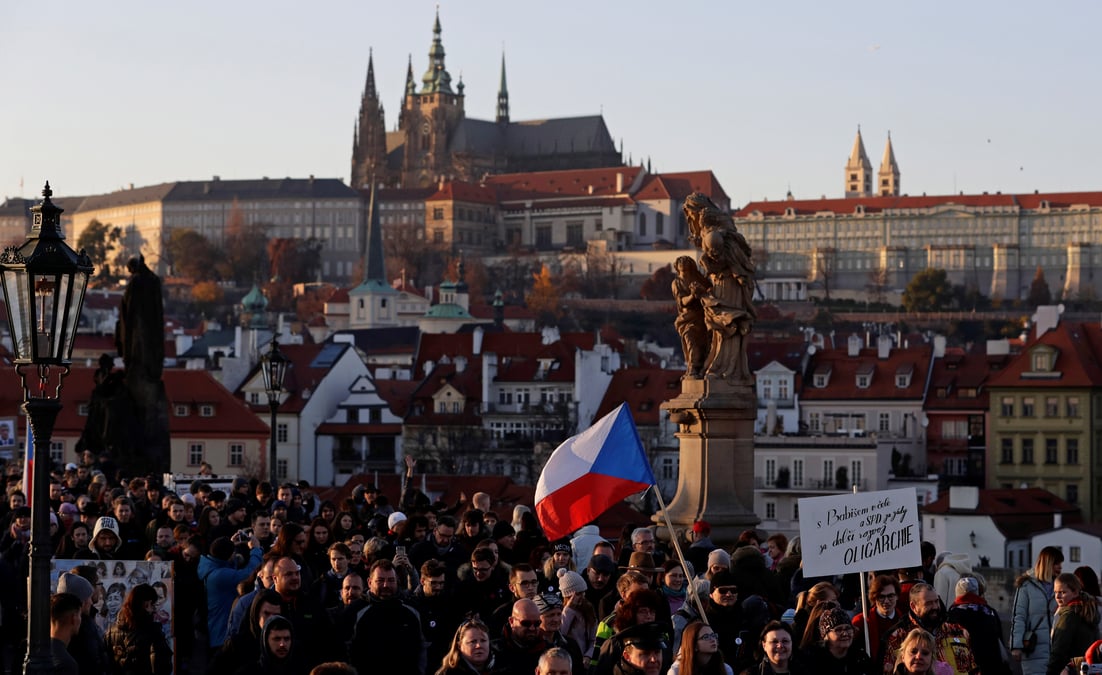 Nouvelle manifestation a prague contre le premier ministre babis