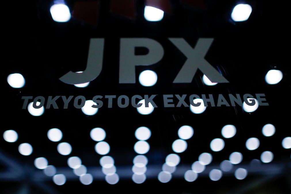 La bourse de tokyo termine en baisse