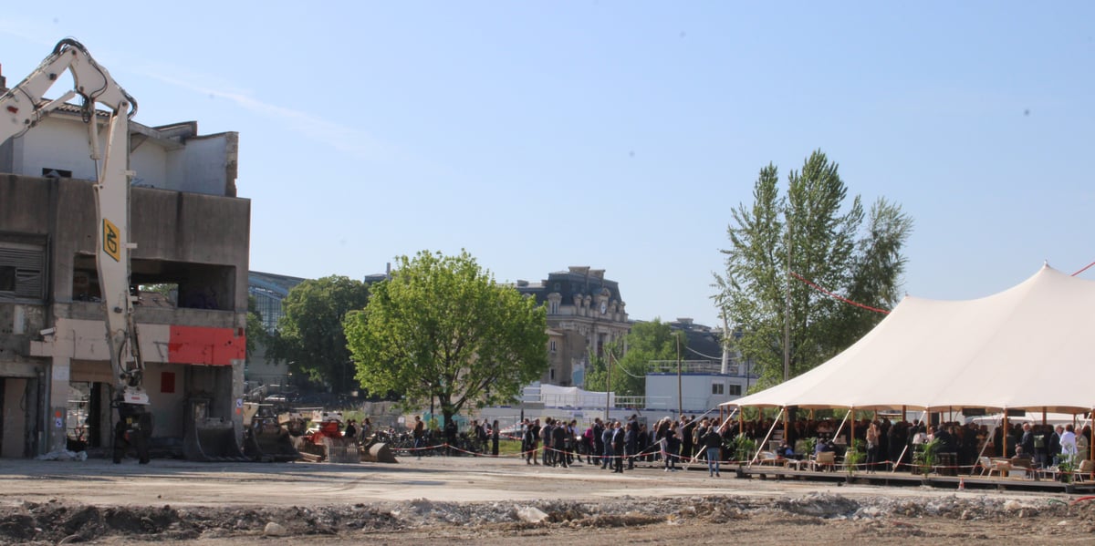 La première pierre de Canopia a été posée ce 11 avril, entre la gare Saint-Jean et les quais de la Garonne à Bordeaux.