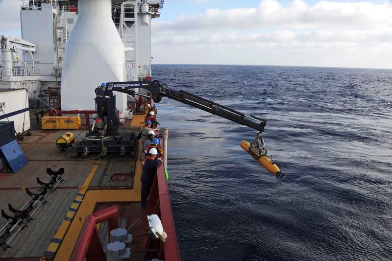 Nouvelle plongée du robot sous-marin cherchant le Boeing disparu
