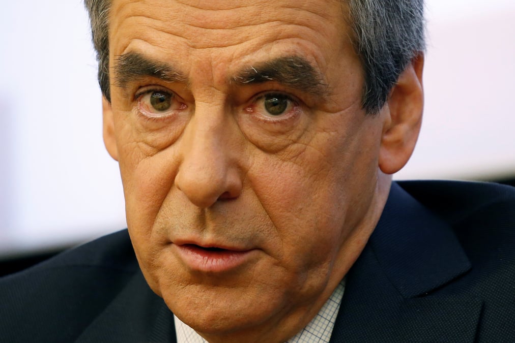 Csa: temps de parole "anormalement eleve" pour fillon