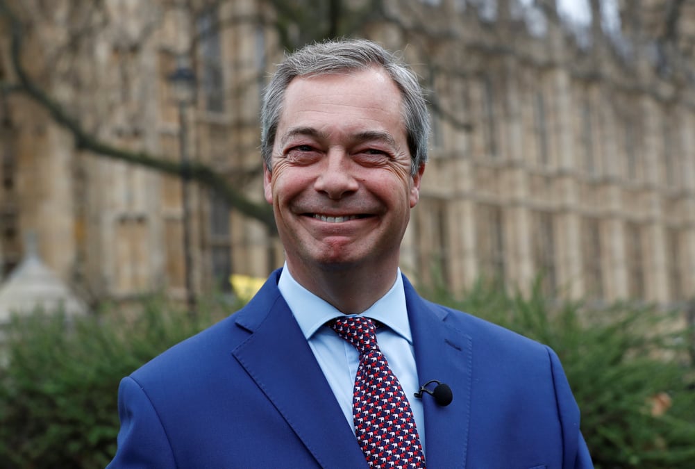Farage ne sera pas candidat aux legislatives