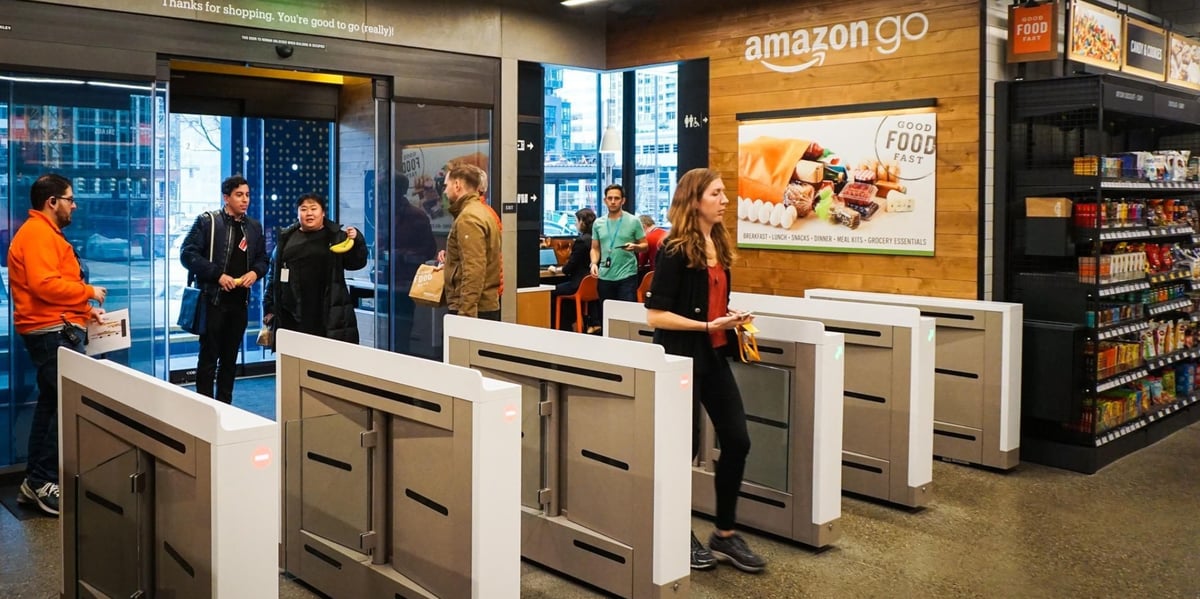 Le leader mondial du e-commerce revendique 25 supermarchés sans caisse "Amazon Go" aux États-Unis.