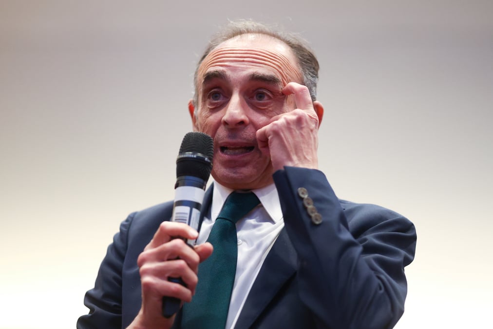Sur le covid-19, "on en fait trop", dit eric zemmour