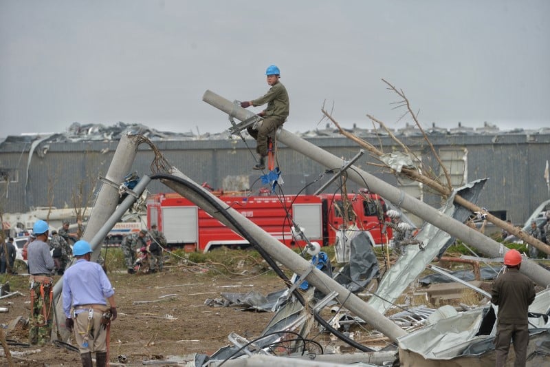 Une centaine de morts dans une tempete en chine