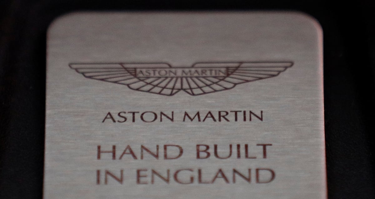 Les proprietaires d'aston martin engagent lazard pour une eventuelle ipo