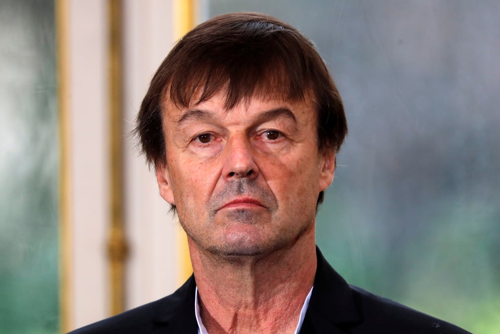 Hulot "a son temperament" mais "apprend", dit macron