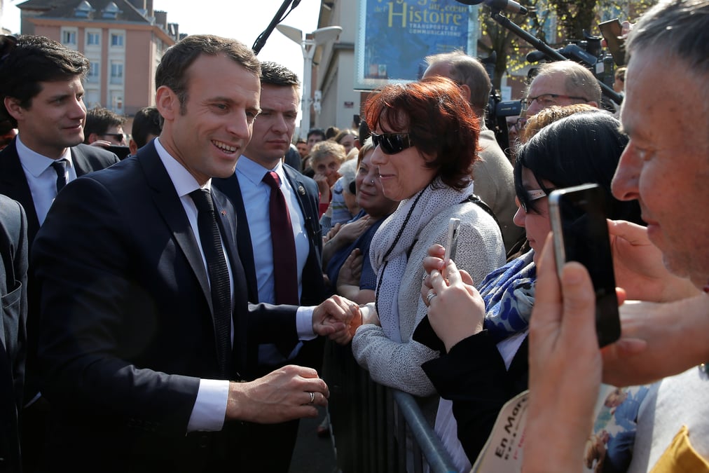 Macron exhorte les syndicats de la sncf a cesser de bloquer le pays