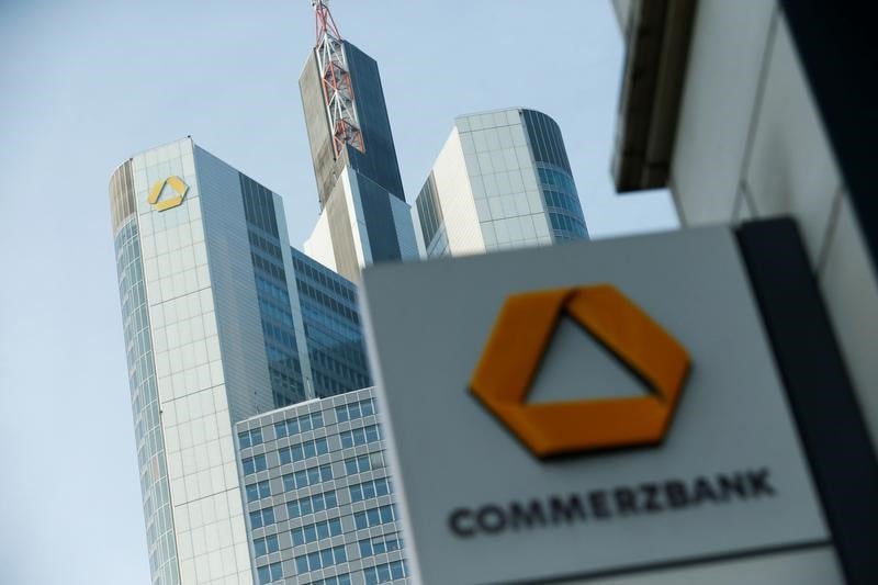 Berlin favorable a une fusion commerzbank-bnp paribas