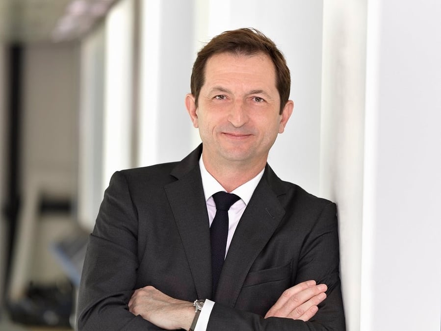 "Cette crise a aussi confirmé l'importance des investissements verts, dont nous parlons depuis plusieurs années mais pour lesquels nous constatons peu de progrès", estime Bertrand Camus.