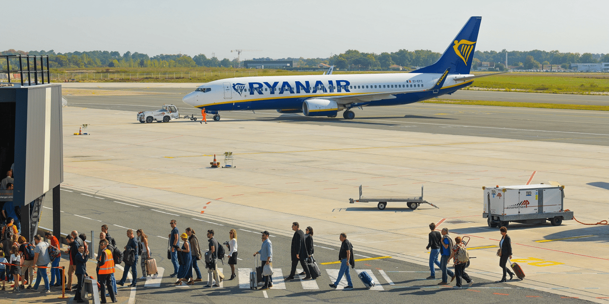 Le patron de la compagnie low-cost irlandaise Ryanair menace de fermer sa base à l'aéroport de Bordeaux.