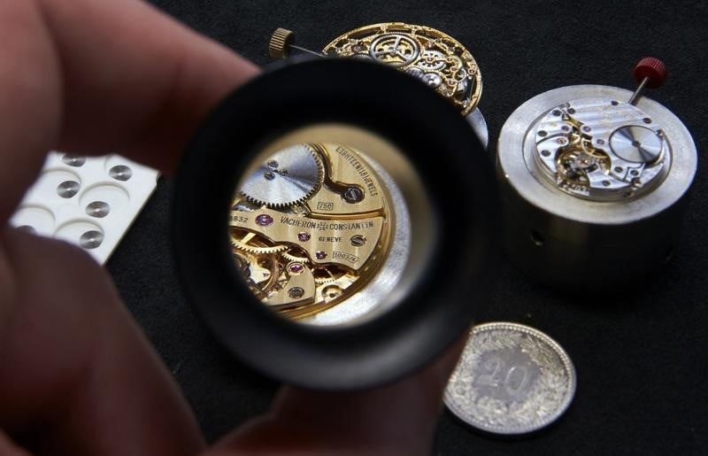 Richemont envisage des suppressions d'emplois en suisse