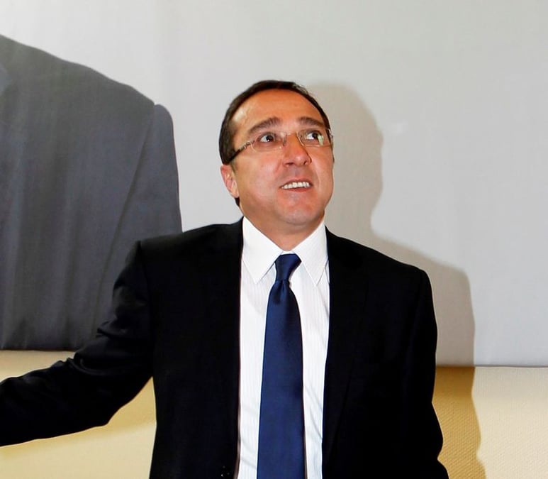 Faouzi lamdaoui, ancien conseiller de hollande, devant la justice a paris