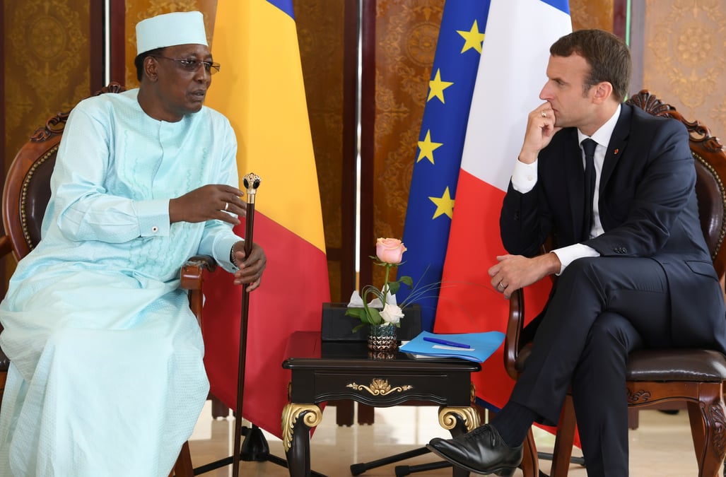 Macron et deby alertent sur boko haram et le financement du g5 sahel