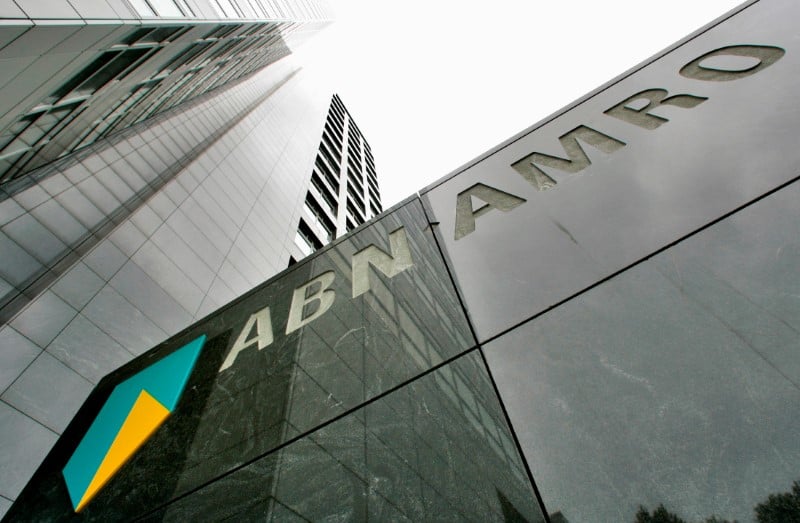 Abn amro choisit son directeur financier pour prendre la tete de la banque