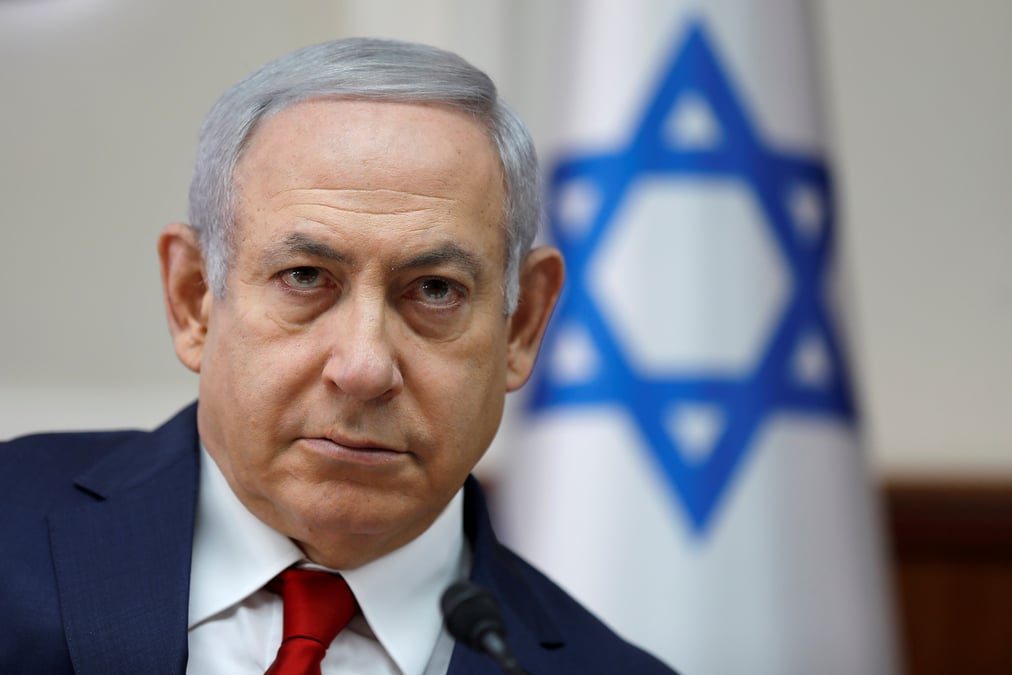 Netanyahu en campagne pour eviter des elections anticipees