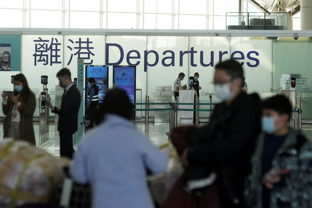 Coronavirus: hong kong va rouvrir les liaisons aeriennes avec neuf pays dont la france