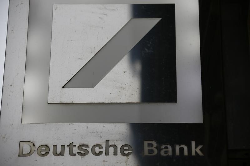 Deutsche bank enqueterait sur des cas de blanchiment en russie