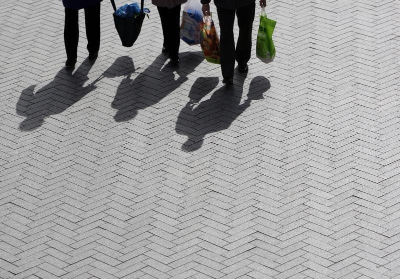 Rebond en decembre de la consommation des menages 