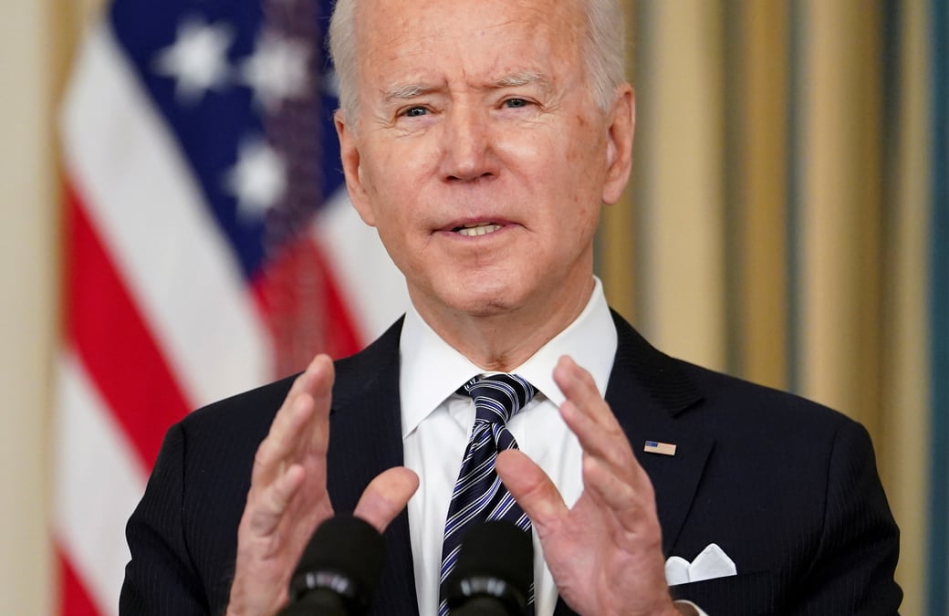 Biden dit que poutine paiera le prix de l'ingerence electorale russe