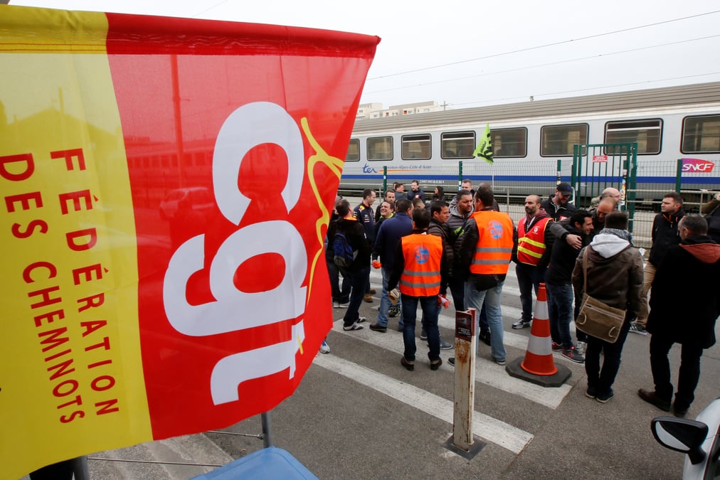 Sncf: la cgt prevoit une mobilisation encore superieure lundi