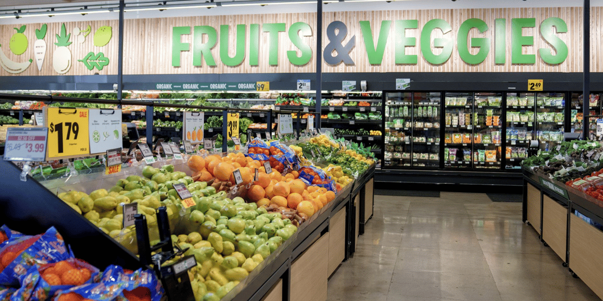 Pour faire ses courses dans les supermarchés Amazon, il suffisait d'entrer, de scanner un QR code sur une application, de prendre ses produits et de sortir.