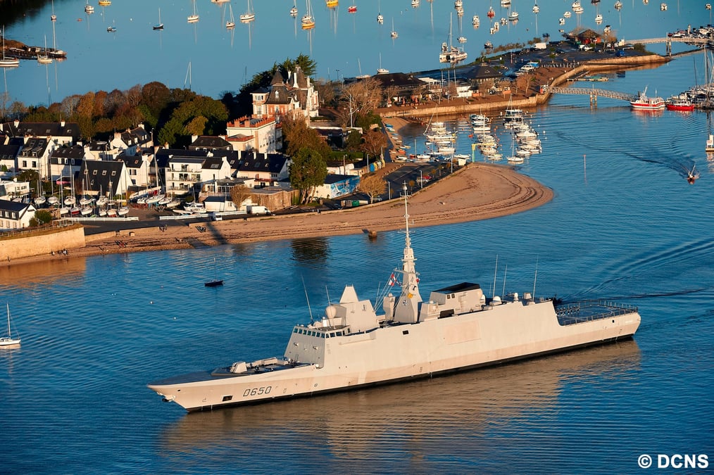 "Nous sommes déjà à la limite de nos capacités d'action maritime avec les frégates de premier rang", a reconnu le chef d'état d'état-major des armées, le général François Lecointre.