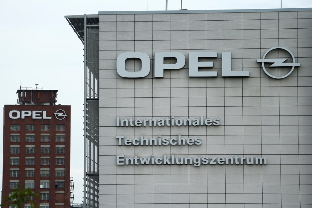 Berlin confirme une enquete sur les emissions d'opel