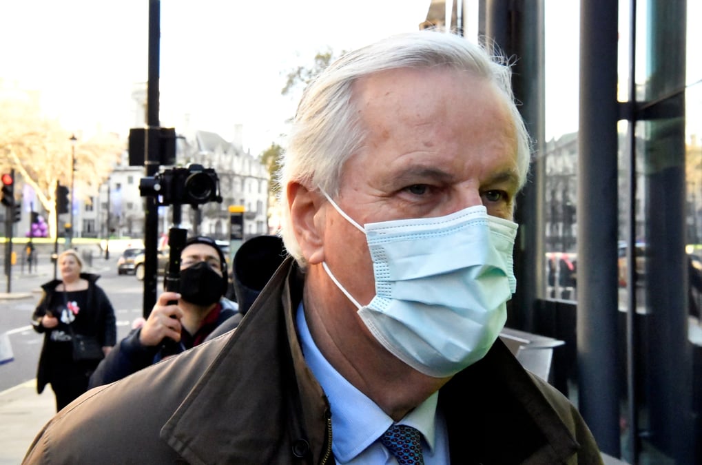 Brexit: barnier informera mercredi a 07h30 gmt les ambassadeurs des vingt-sept, selon des sources europeennes