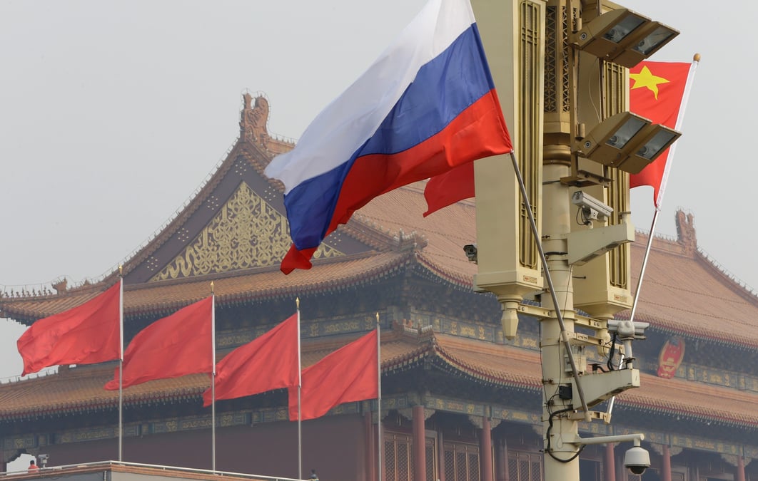 Russie et chine affichent leur opposition commune a l'expansion de l'otan