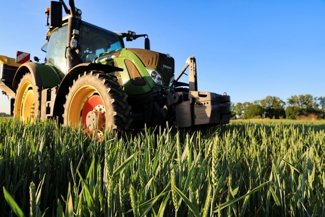 Déjà en 2019-2020, la ferme France importait chaque année deux tiers de ses besoins. 38% de ces importations provenaient de pays tiers, dont la Russie.