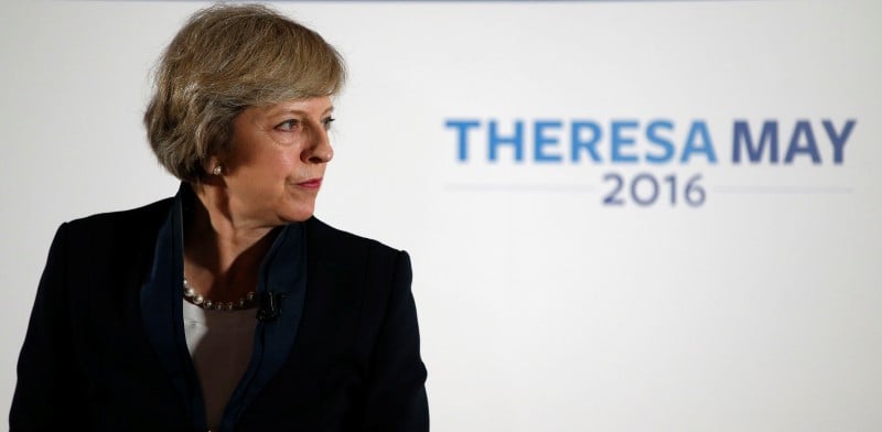 Theresa may desormais seule en lice