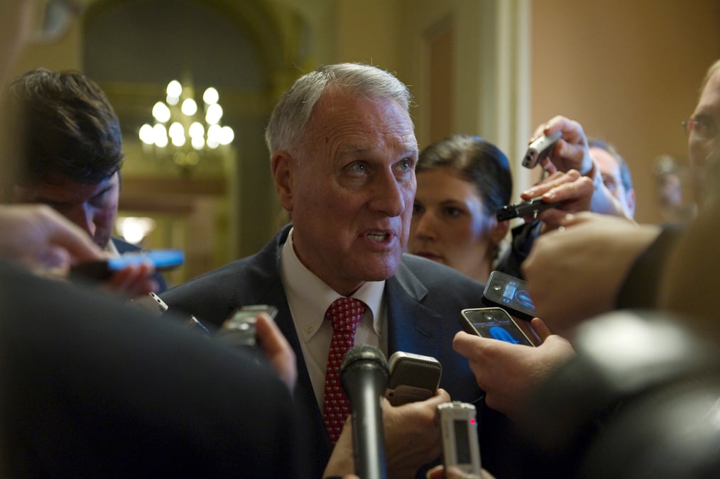 Usa: jon kyl va remplacer john mccain au senat